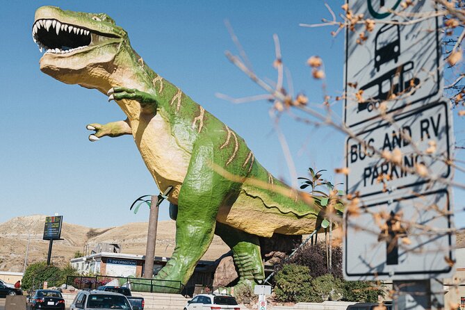 1 Day Drumheller Private Group Custom Tour: Calgary to Badlands - Two and a half hours inside the Royal Tyrrell Museum