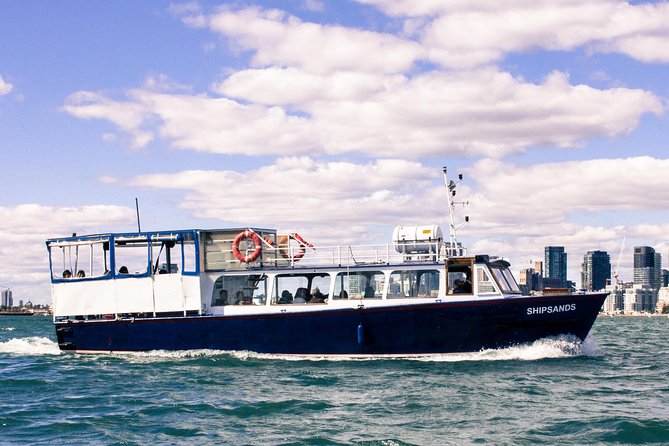 1-Hour Toronto Harbour Tour with Live Narration - Weather, comfort, and hearing the guide