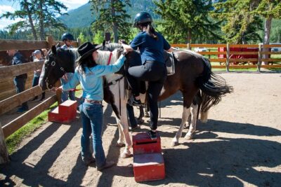2 Hour Banff Horseback Riding Adventure