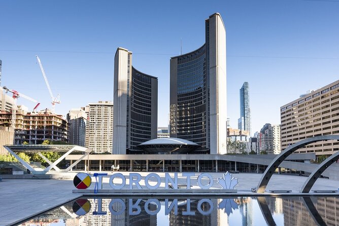 3 Day and 2 Night Tour: Toronto, 1000 Islands, and Niagara Falls - A coach tour with a clear tradeoff