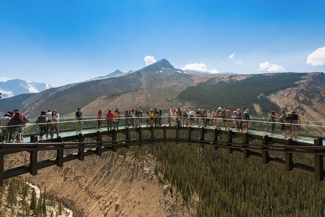 3-Day Columbia Icefield & Jasper Tour from Calgary,airport pickup - The big payoff: three days through the Canadian Rockies
