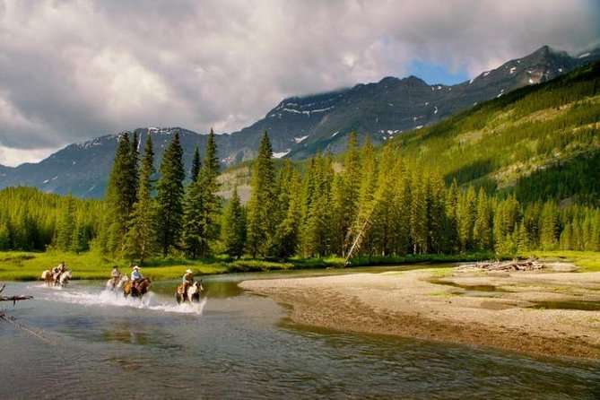 3 Day Rocky Mountains Columbia Icefields Banff and Yoho NP Tour - Practical details that can save trouble