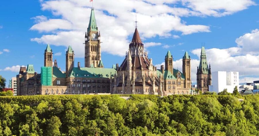 3 Days 3 Cities Tour: Montreal, Quebec, Ottawa from Toronto - What this three-day route does well