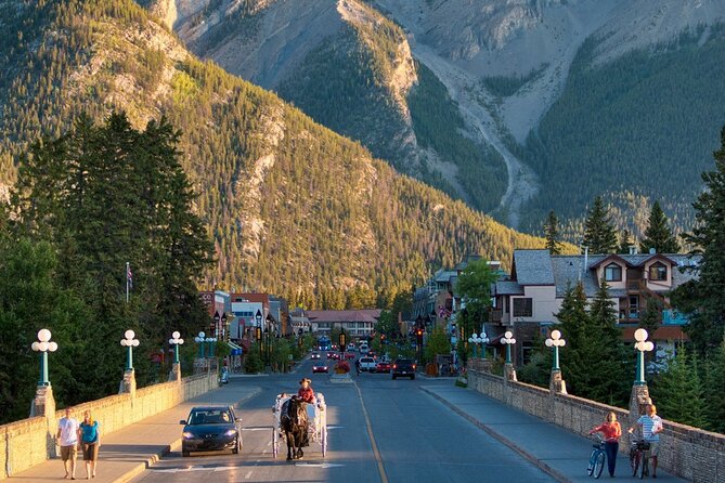 4-Day Authentic Banff, Jasper and Glacier Tour Package - What the $1,170.68 price really covers