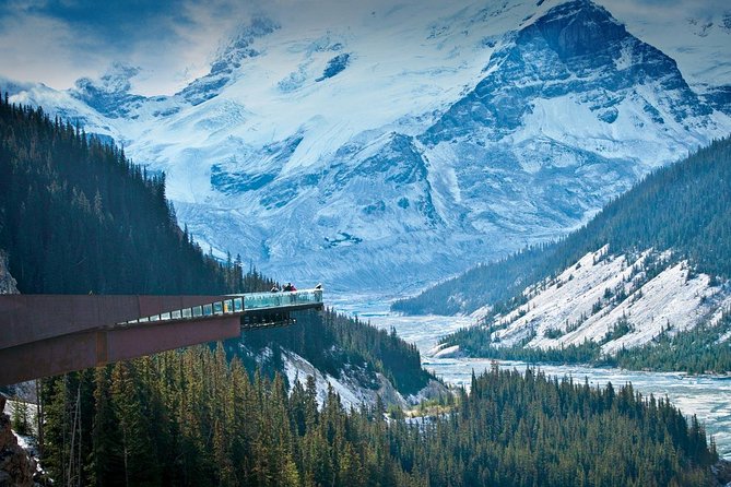 4-Day Authentic Jasper and Columbia Icefield Tour Package - Day three: the Columbia Icefield and Maligne Lake