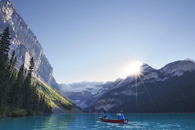 5 Day Rockies Mountains and Glaciers Tour, Icefield Parkway Hotel - Day 3: Lake Louise, Moraine Lake, and the Icefields Parkway