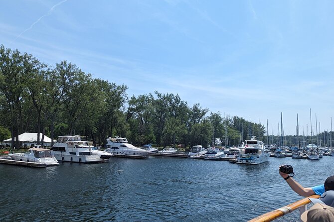 60-Minute Toronto Sightseeing Harbour Tour - Key points to know before boarding