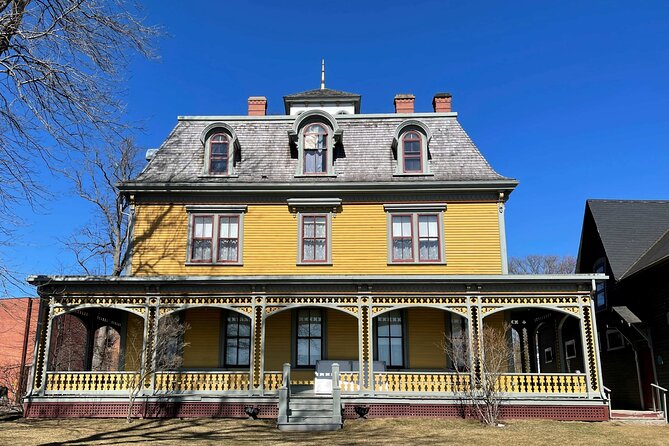A 7th-Gen Local's View of Downtown Charlottetown: An Audio Tour - Starting at Port Charlottetown