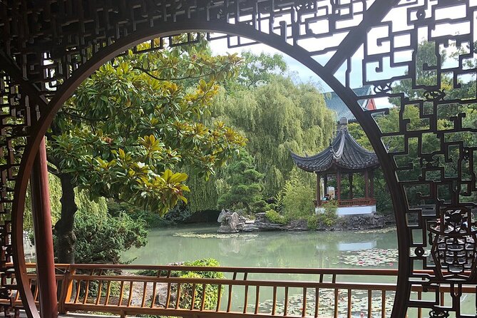 A Wok Around Chinatown: Culinary and Cultural Walking Tour Led by a Chef - Shops, tea, and the working side of Chinatown