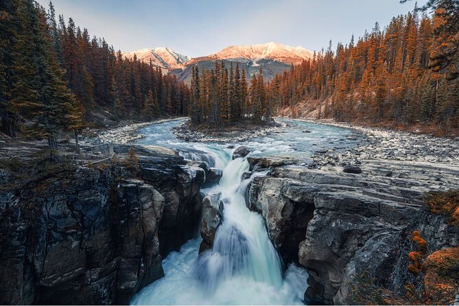 Abraham Ice Bubble/Sunwapta Falls,Snowshoeing,Icefield, Bow&Peyto - The first views from Banff to the Icefields Parkway