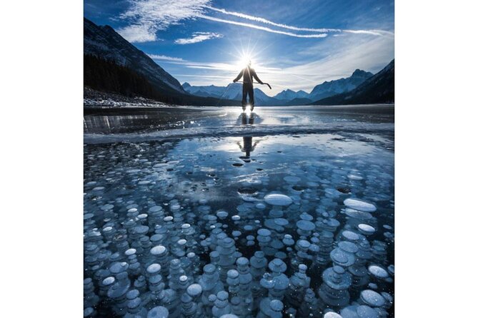 Abraham Ice Bubble/Sunwapta Falls,Snowshoeing,Icefield, Bow&Peyto - Price, group size, and what you need to bring