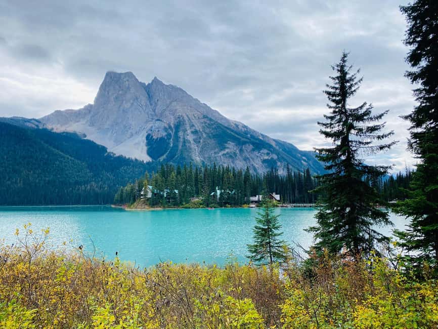 Abraham IceBubble, Peyto, Lake Louise, Bow Lake, Snowshoeing - Should you book it?