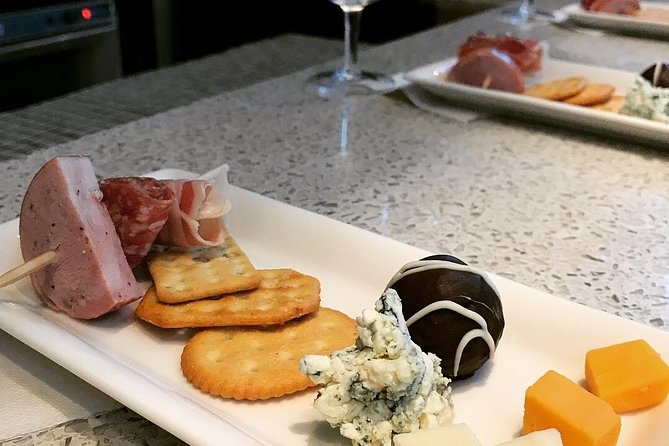 Afternoon Wine, Beer and Charcuterie Tour in Niagara-on-the-Lake - Who will enjoy this wine and beer tour?