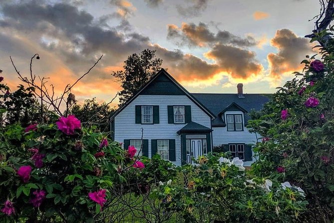 Amazing PEI Experience 5 passengers only - Green Gables is a photo stop, not a house tour