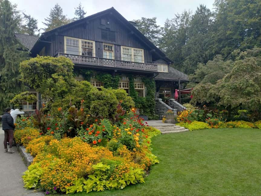 Aquarium & StanleyPark+20 Gem Spots+City/Vip Car+Small Group - Why this tour works for a first look at Vancouver