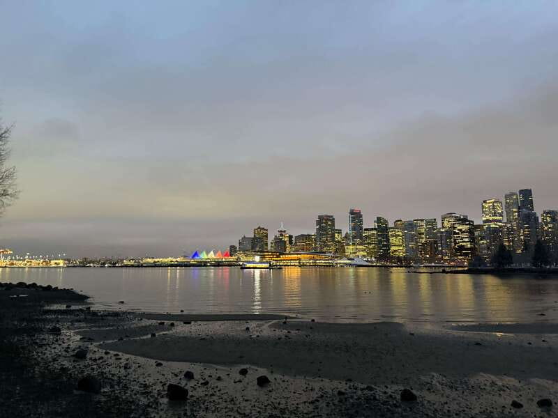 Aquarium & StanleyPark+20 Gem Spots+City/Vip Car+Small Group - Gardens, beaches, and the park’s quieter corners