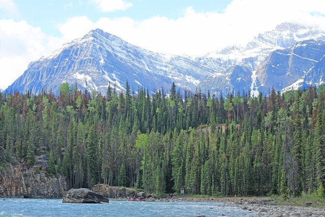 Athabasca Canyon Run Family Rafting: Class II Plus Rapids - Who should choose this Athabasca rafting trip?