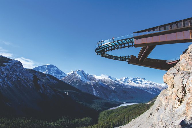 Athabasca Glacier Snow Trip from Banff - Bow Lake and the best picnic setting
