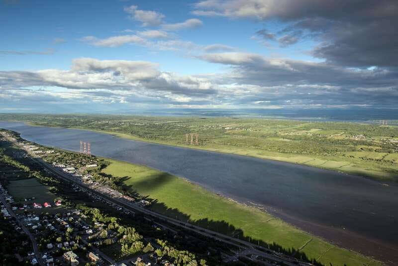 Attitude-Helicopter: Helicopter tour of Quebec City - The pickup from Quebec City