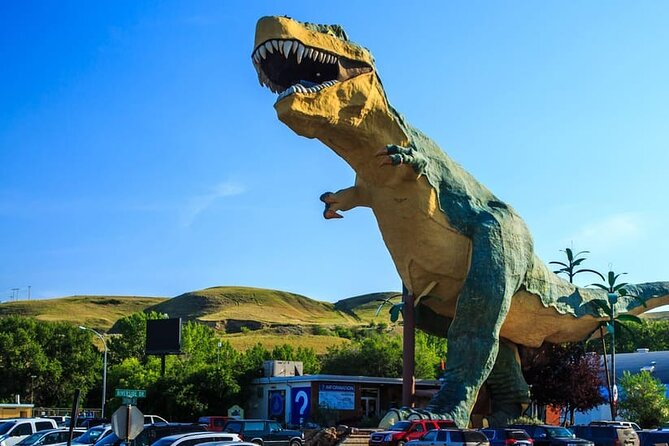 Badlands Tour: Drumheller with Museum, Hoodoos & Dinosaurs - Horseshoe Canyon begins the day with open Badlands views
