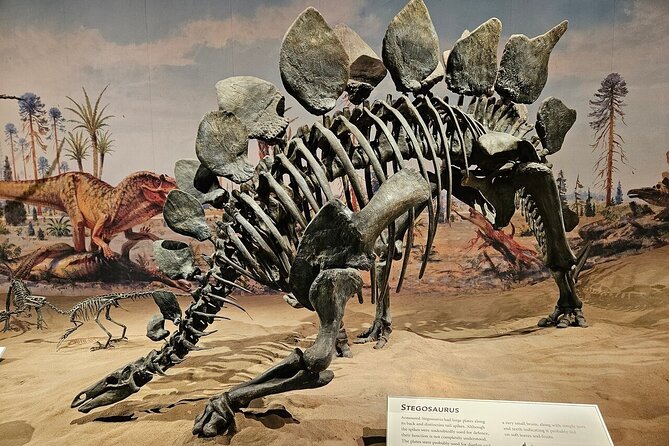 Badlands Tour: Drumheller with Museum, Hoodoos & Dinosaurs - Wayne and the Last Chance Saloon
