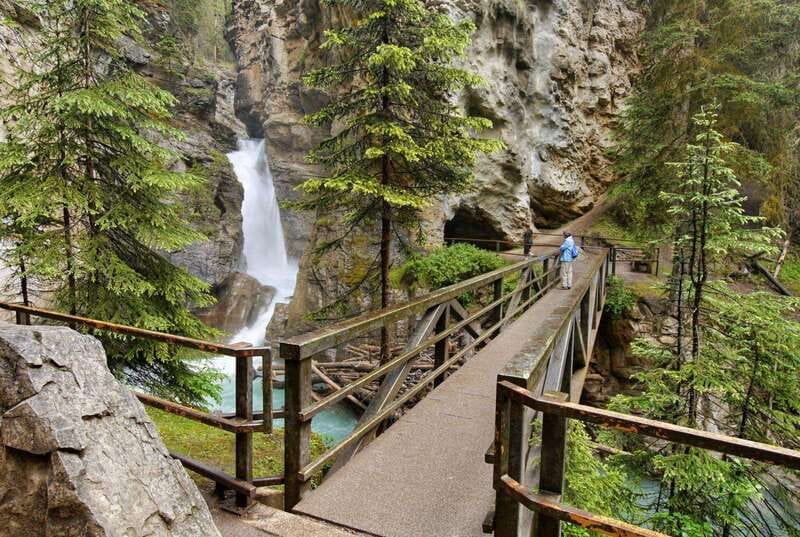 Banff: 4-Hour E-Bike and Walking Tour in Johnston Canyon - Small details that improve the day