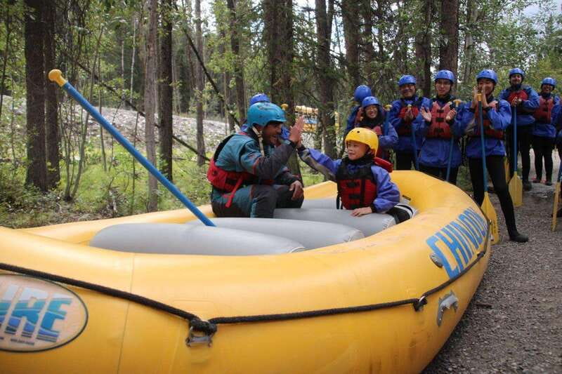 Banff: Afternoon Kananaskis River Whitewater Rafting Tour - Who should choose this rafting trip?