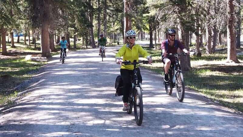 Banff: Bow River E-Bike Tour and Sundance Canyon Hike - Starting on Bear Street with a 10-minute safety briefing