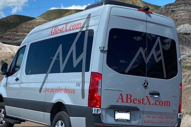 Banff |Canmore| Kananaskis to Calgary YYC Airport–Private Shuttle - Vehicle comfort, luggage, and group size