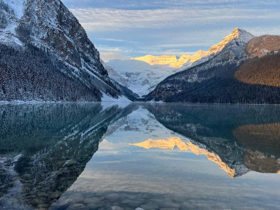 Banff/Canmore: Moraine Lake 1.5h & Lake Louise Half-Day Tour - Is $45 a good deal?