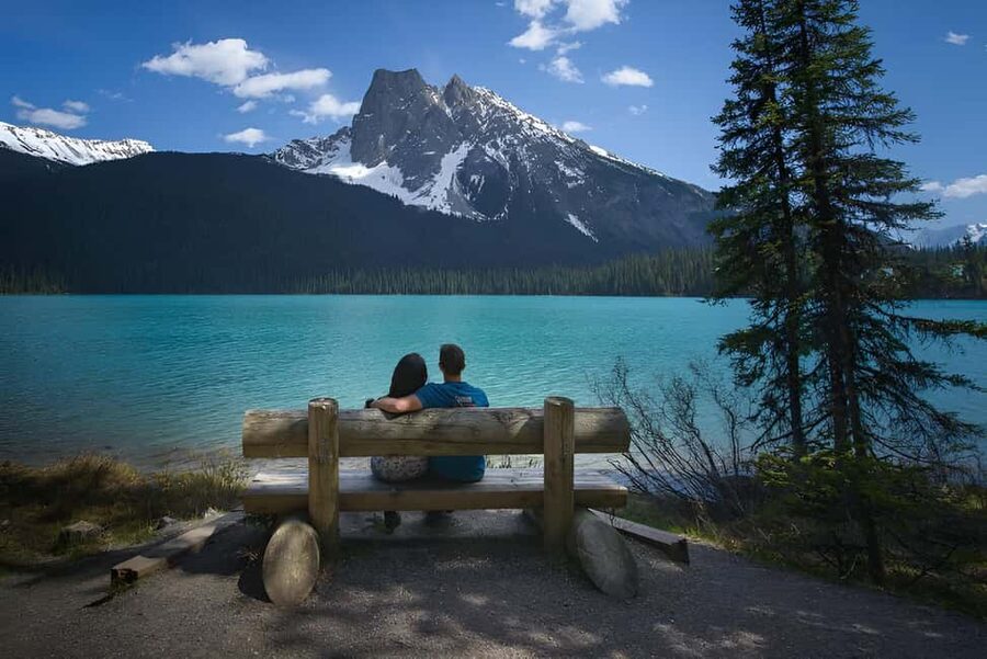 Banff: Emerald Lake, Wapta Falls & Takakkaw Falls Day Trip - Who should choose this Yoho day trip?