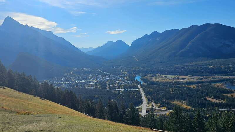 Banff: Evening Wildlife Safari Guided Tour - Pickup across Banff, from the Rimrock to the train station