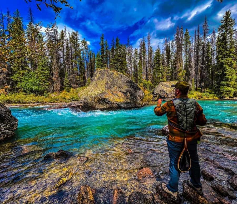 Banff: Gondola, Hot Springs, Bow falls & Three lakes tour - Why this tour works for a first Banff visit