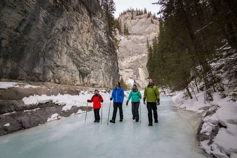 Banff: Grotto Canyon Icewalk - Getting ready at the Grotto Canyon trailhead