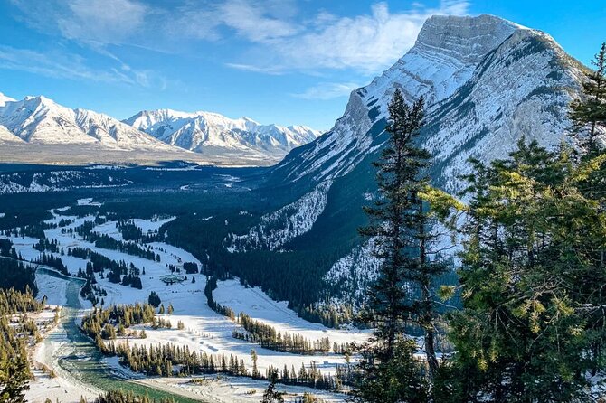 Banff Highlights: Moraine Lake, Lake Louise and beyond - Lake Louise gives you 80 minutes to explore