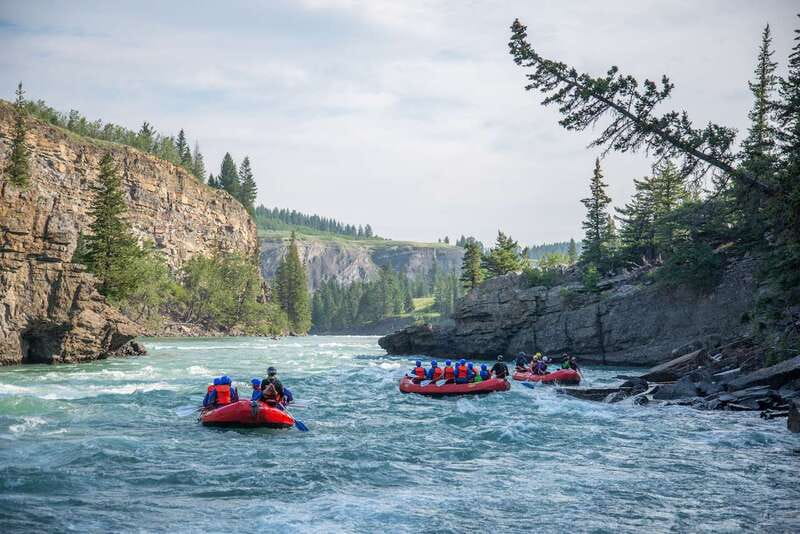 Banff: Horseshoe Canyon Whitewater Rafting Tour - Big waves, hard hits, and active paddling