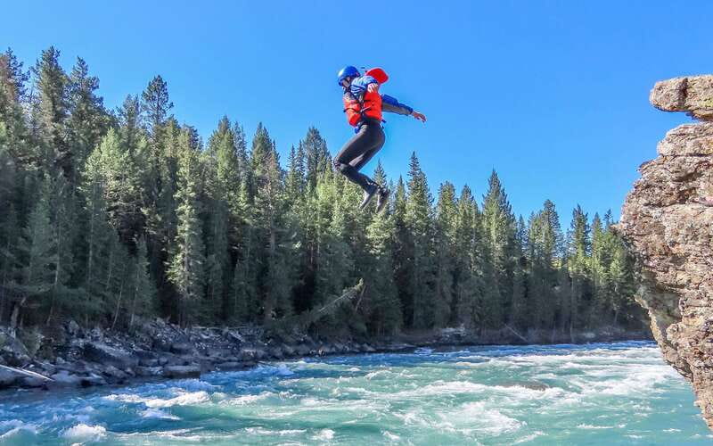 Banff: Horseshoe Canyon Whitewater Rafting Tour - Arriving at the River Base