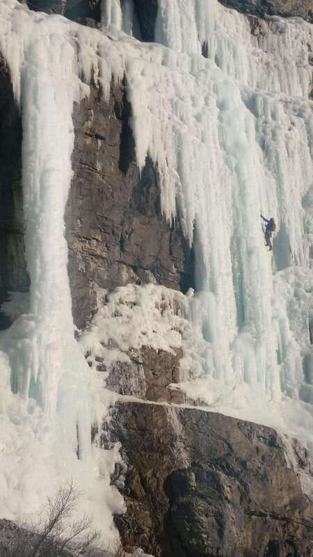 Banff: Introduction to Ice Climbing for Beginners - The value of $179 for seven hours
