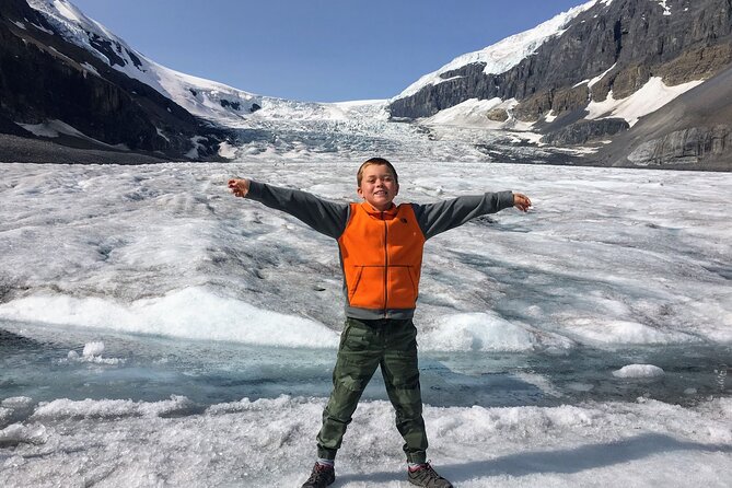 Banff & Jasper: Ultimate Canadian Rockies Experience - Bow Lake offers a calmer pause