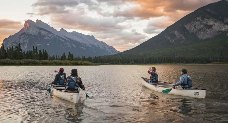 Banff: Lake Louise,Emerald & Johnston Canyon+5More - The guide can make or break a packed schedule