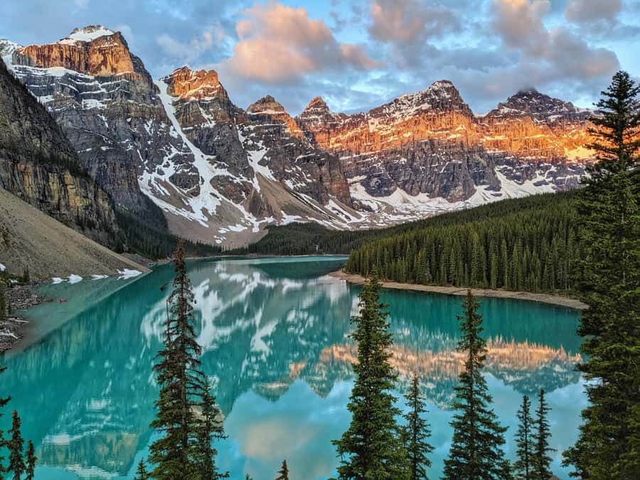 Banff: Lake Louise,Lake Minnewanka,Emerald Lake & Banff Town - Emerald Lake and Yoho National Park