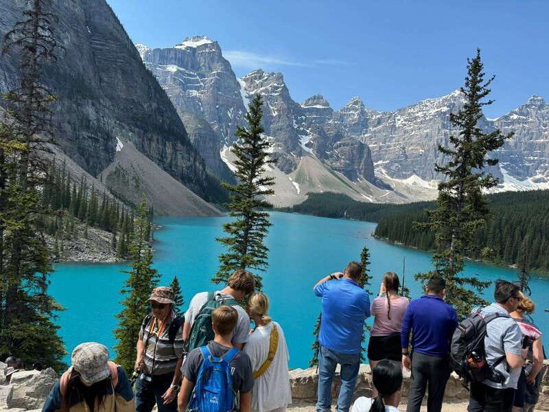 Banff : Lake Louise, Moraine, Emerald & Johnston Canyon tour - Moraine Lake when the road is open