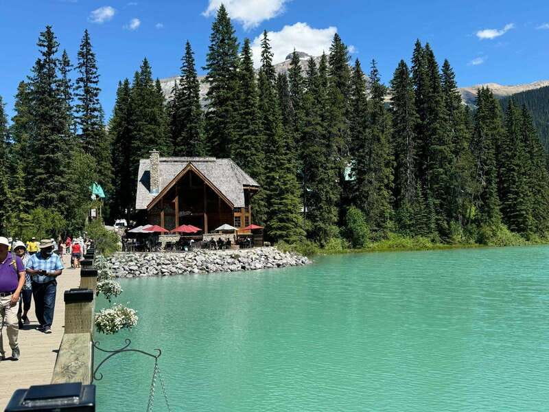 Banff: Lake Louise, Moraine, Emerald Lake & Johnston Canyon - Key points to know before booking