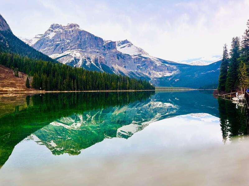 Banff: Lake Louise, Moraine, Emerald Lake & Johnston Canyon - Moraine Lake is the seasonal prize