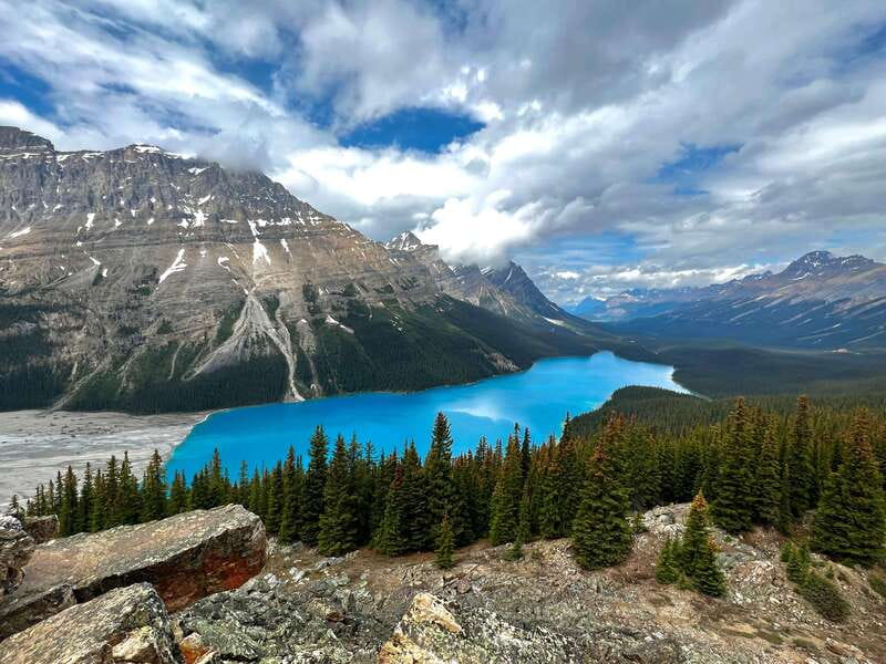 Banff - Lake Louise Moraine Lake and Icefields Parkway Tour - Why this Banff day tour works