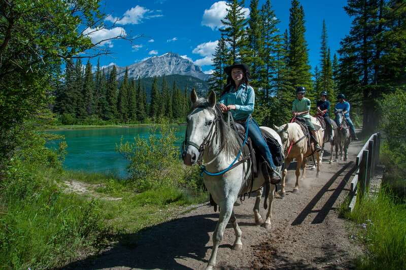 Banff National Park: 2-Hour Sundance Loop Horseback Ride - Learning to Ride Before the Trail