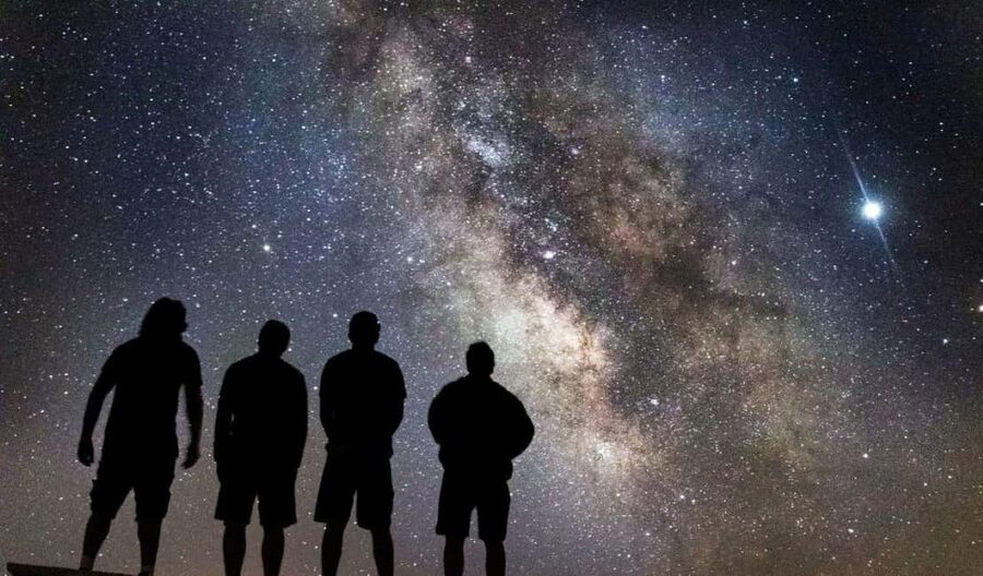 Banff OR Moraine Lake: Night Tour with possible Stargazing - What happens when the telescope comes out