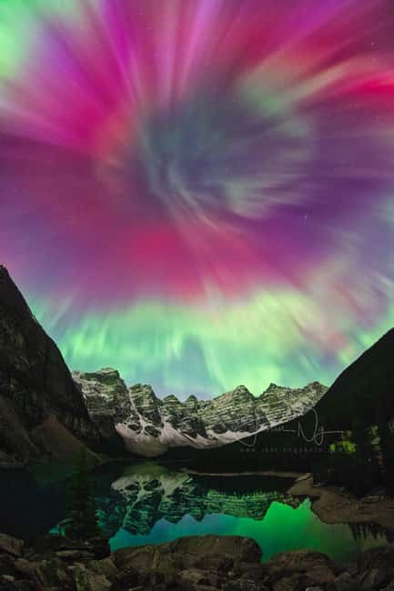 Banff OR Moraine Lake: Night Tour with possible Stargazing - The longer Moraine Lake option