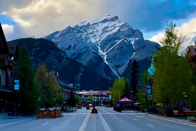 Banff to Calgary YYC Airport Shared Shuttle - Finding the correct Banff pickup point