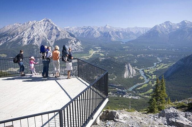 Banff Tour with Gondola & Lake Cruise - roundtrip from Calgary - Who will enjoy this Banff day trip